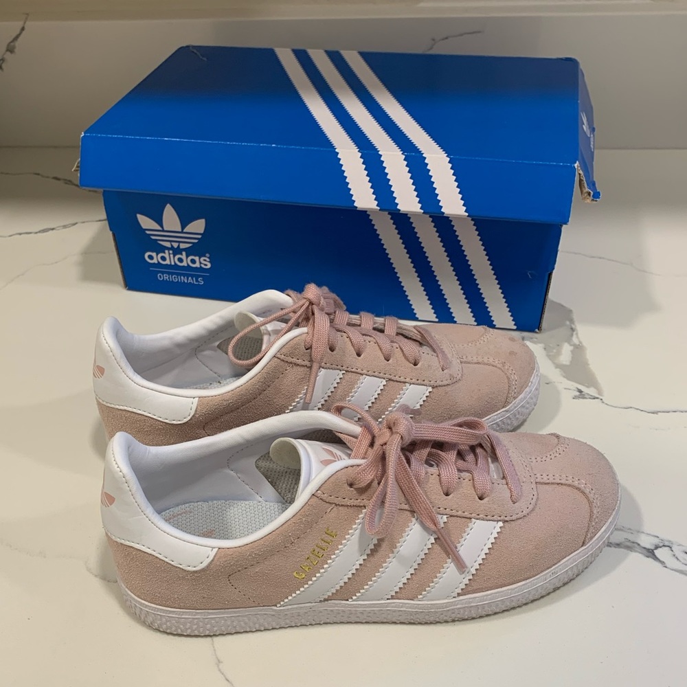 adidas Gazelle Girls Shoes, Size 2